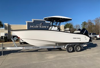 2025 Cape Horn 24XS White Boat